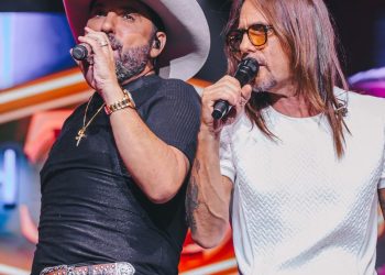 bac09842-0de6-42b6-9e52-0381bfd608e0