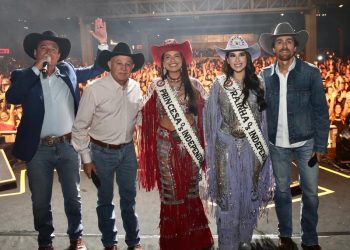 cf0002d6-09d5-4b6e-bcdd-0de2c4423b09